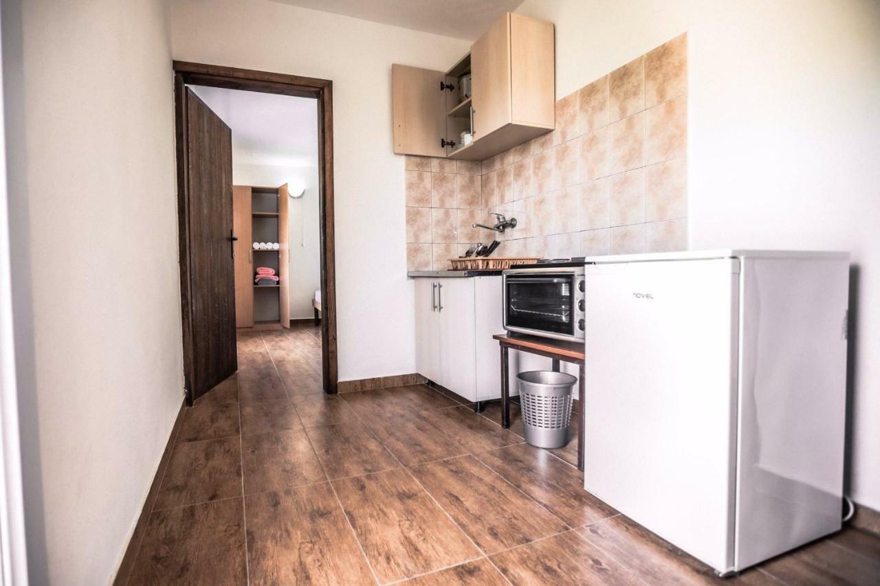 Apartments Ljujic Kruče Esterno foto